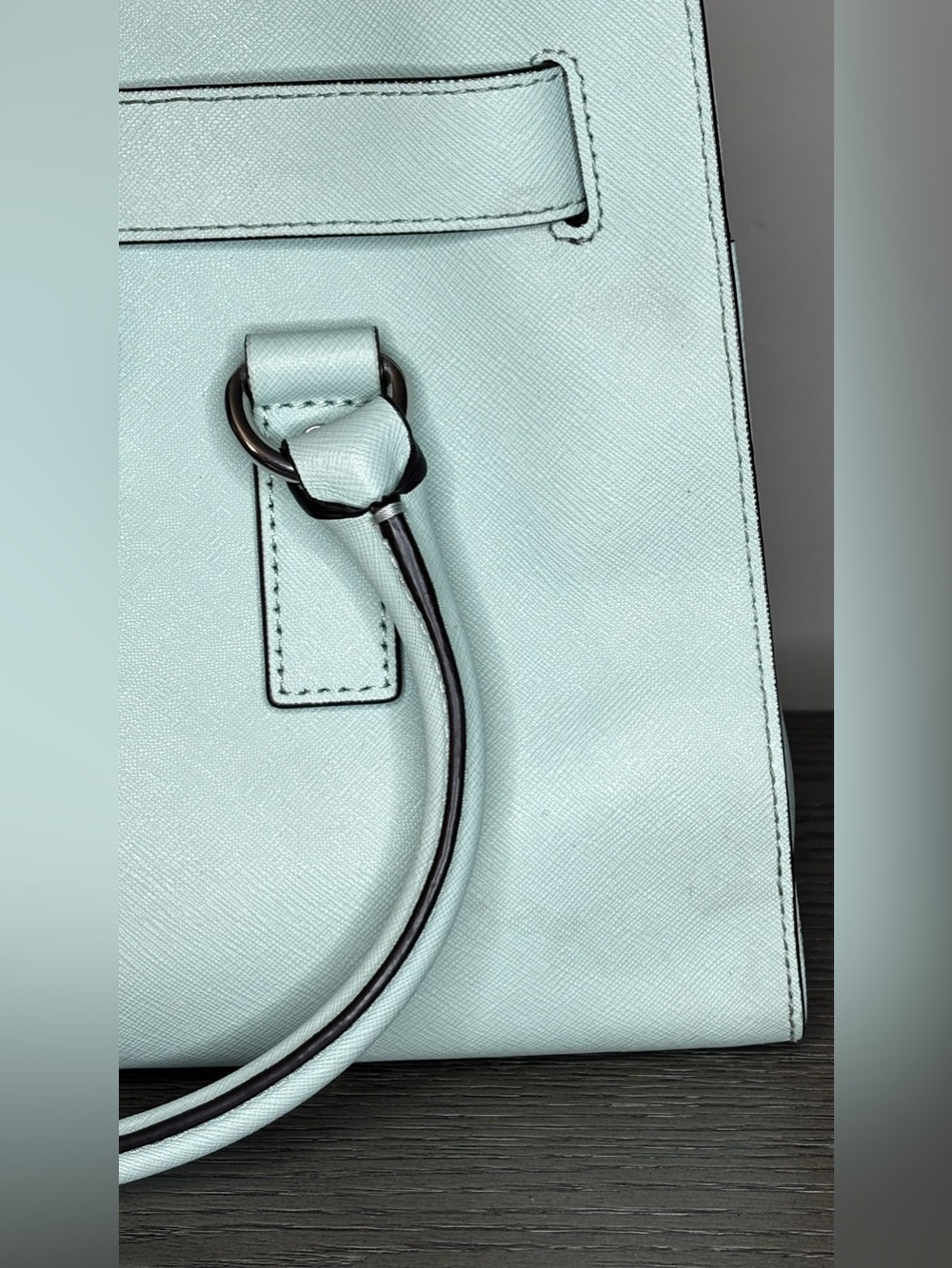 Michael Kors Hamilton Mint Green Saffiano Leather Satchel Tote Silver Lock Bag - Picture 3 of 16